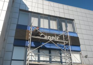 Замена композитных панелей на фасаде